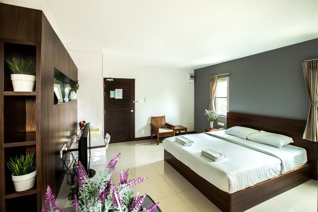 Central Place Serviced Apartment Chonburi Ngoại thất bức ảnh